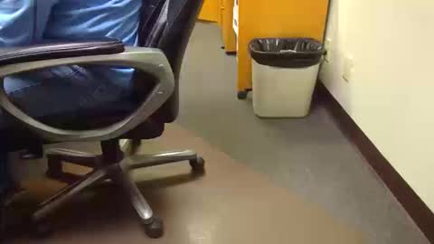 useemie online show from 13, 10, 2025