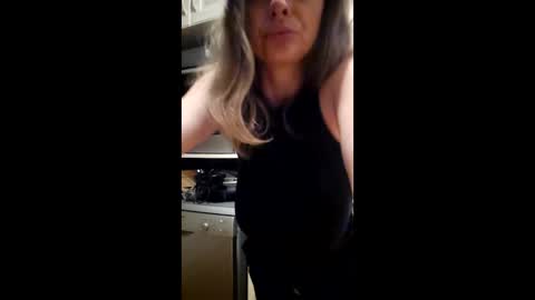 mia online show from 13, 5, 2026