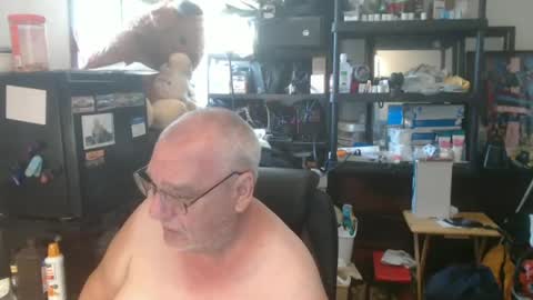 Snapshot of usgoober chatting on 24, 6, 2026 Eric online show from 24, 6, 2026
