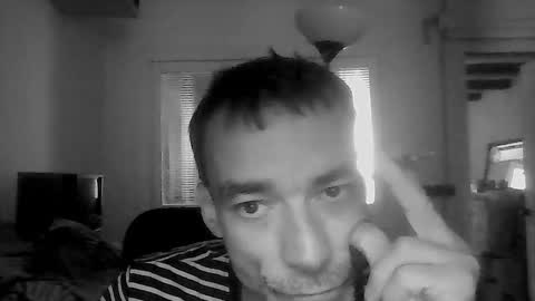 Snapshot of uthonn chatting on 5, 5, 2026 uthonn online show from 5, 5, 2026