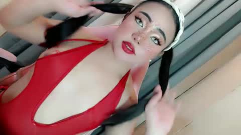 JESS - DONT FORGET TO FOLLOW ME AND GIVE ME THUMBS UP online show from 21, 12, 2025