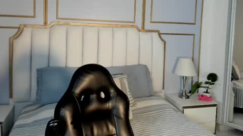 Snapshot of vaiolethsan chatting on 16, 6, 2026 Vaioleth online show from 16, 6, 2026