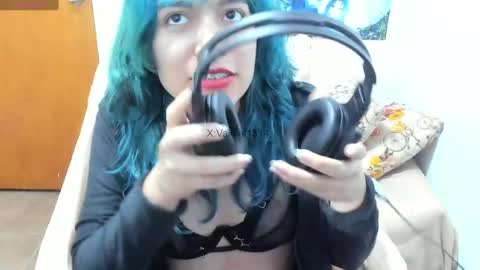 Vaiolet1314 online show from 8, 10, 2025