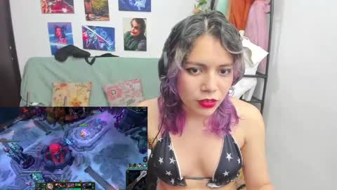 Snapshot of vaioletuwu chatting on 23, 5, 2026 Vaiolet1314 online show from 23, 5, 2026