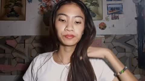 Snapshot of valenciasumney chatting on 9, 6, 2026 Camille online show from 9, 6, 2026