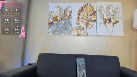 Snapshot of valenmilan chatting on 2, 5, 2026 valentina milan online show from 2, 5, 2026