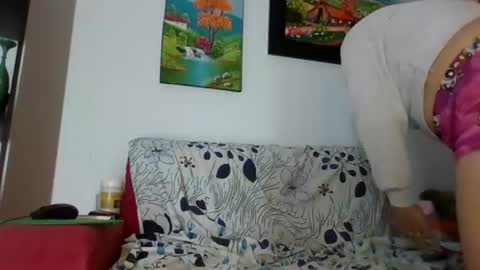 Snapshot of valenprice_xxx chatting on 15, 7, 2026 you valen online show from 15, 7, 2026