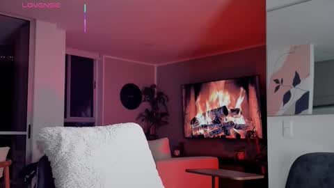 Snapshot of valenthinoking chatting on 18, 1, 2026 valenthinoking online show from 18, 1, 2026