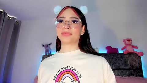 Snapshot of valentina_alba chatting on 5, 1, 2025 Valentina online show from 5, 1, 2025