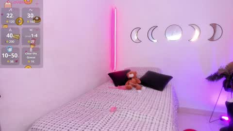 VALENTINA GAVIRIA online show from 5, 12, 2024