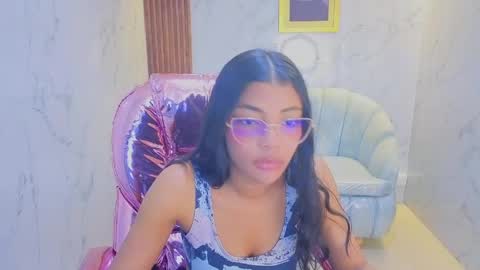 Snapshot of valentina_gomez_s chatting on 27, 5, 2026 Valentina online show from 27, 5, 2026