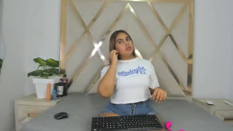 valentinaasm online show from 26, 3, 2026