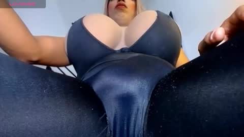 Snapshot of valentinabigcock23 chatting on 4, 10, 2025 valentinabigcock23 online show from 4, 10, 2025