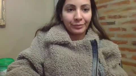 Snapshot of valentinaseleni24 chatting on 17, 6, 2026 valentinaseleni24 online show from 17, 6, 2026