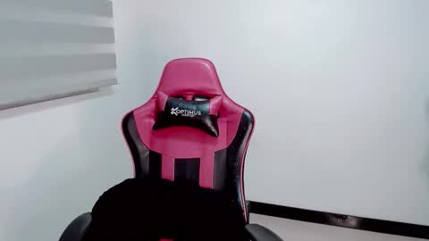 Valentina  online show from 7, 2, 2026