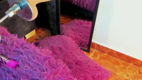 Snapshot of valentine_mia__ chatting on 7, 5, 2026 Mia online show from 7, 5, 2026