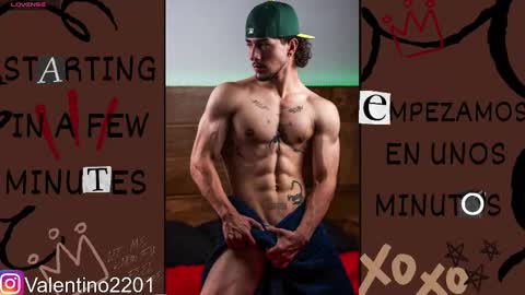 Snapshot of valentino2201 chatting on 2, 3, 2026 valentino online show from 2, 3, 2026