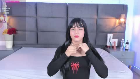 Snapshot of valentino_moon chatting on 13, 9, 2025 valentino moon online show from 13, 9, 2025