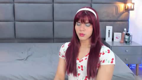 Snapshot of valentino_moon chatting on 6, 10, 2025 valentino moon online show from 6, 10, 2025