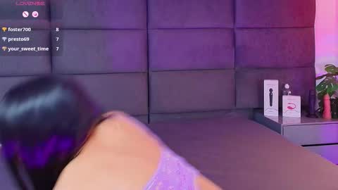 valentino moon online show from 11, 1, 2026