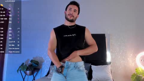 Snapshot of valentinoford chatting on 9, 12, 2024 Valentino online show from 9, 12, 2024