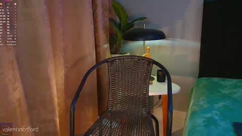 Snapshot of valentinoford chatting on 3, 10, 2025 Valentino online show from 3, 10, 2025