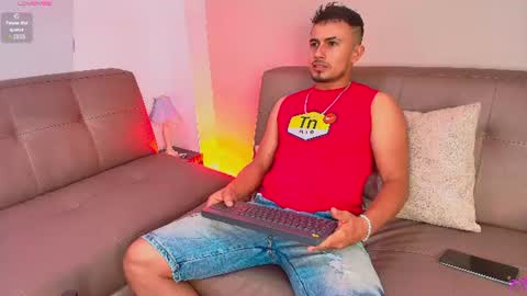 Snapshot of valentinos_ chatting on 2, 7, 2026 Valentinos online show from 2, 7, 2026