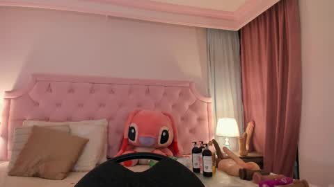 Vale Toro  online show from 17, 2, 2025