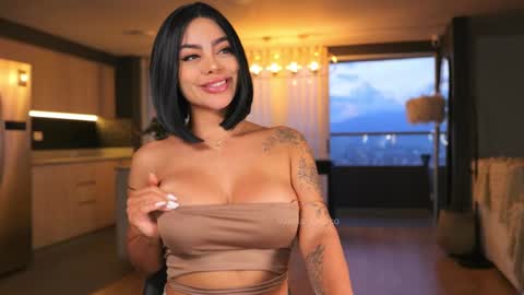 valeria_orozco online show from 10, 1, 2025
