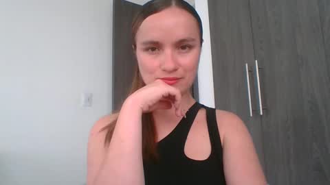 valeriafrannco online show from 25, 3, 2026