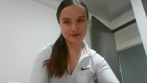 valeriafrannco online show from 9, 4, 2026