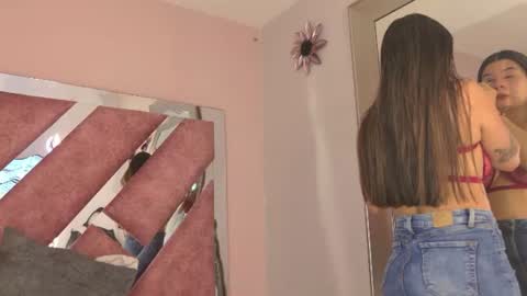 Snapshot of valeriaortegaa chatting on 8, 7, 2026 valeriaortegaa online show from 8, 7, 2026