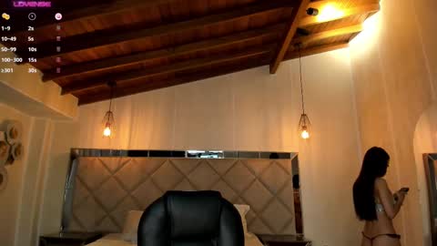 Snapshot of valeriavelvet chatting on 24, 2, 2025 Vale online show from 24, 2, 2025