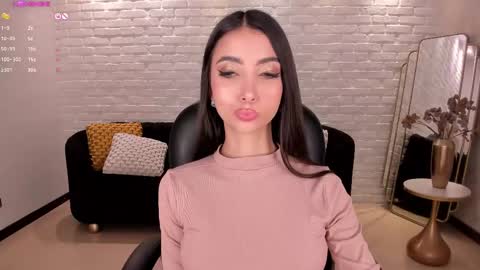 Snapshot of valeriavelvet chatting on 10, 3, 2025 Vale online show from 10, 3, 2025