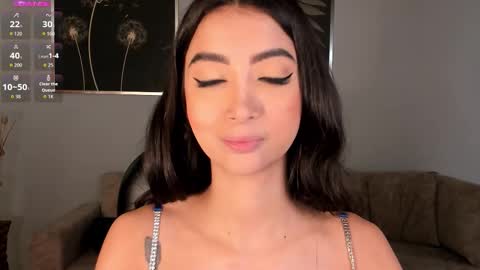 Snapshot of valeriavelvet chatting on 11, 9, 2025 Vale online show from 11, 9, 2025