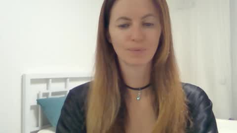 valerie_rose777 online show from 20, 10, 2025