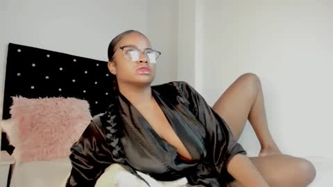 Valerie Blake online show from 23, 4, 2026