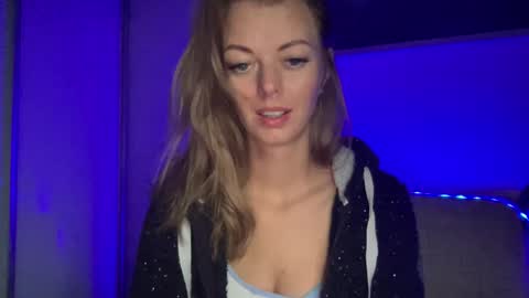 Valerie  online show from 16, 12, 2024