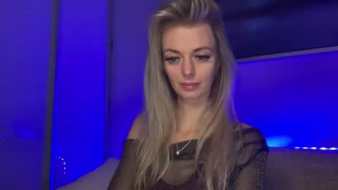 Valerie  online show from 25, 3, 2026