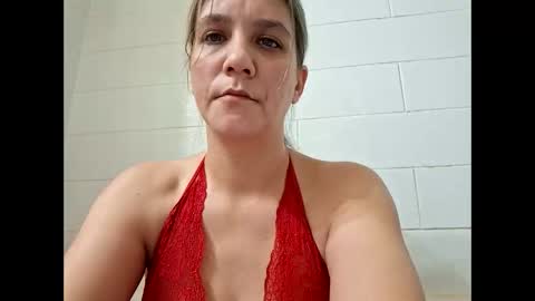 Snapshot of valerierayne13 chatting on 22, 3, 2026 ValerieRayne online show from 22, 3, 2026