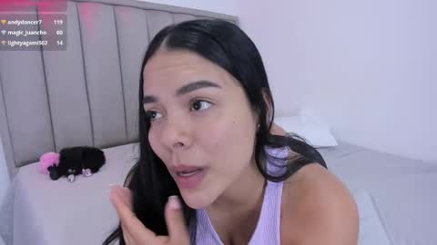 Cris  online show from 1, 3, 2025