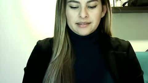 Snapshot of valery__rouse_ chatting on 15, 7, 2026 Valery online show from 15, 7, 2026