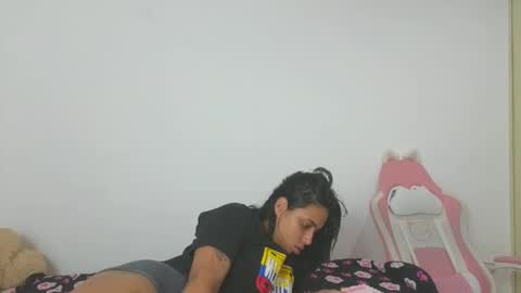 Snapshot of valery_lovex_ chatting on 7, 10, 2025 valery_lovex_ online show from 7, 10, 2025