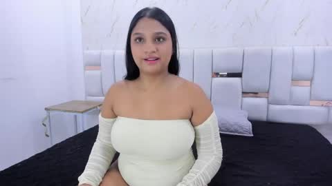 valery_taylor_ online show from 2, 5, 2026
