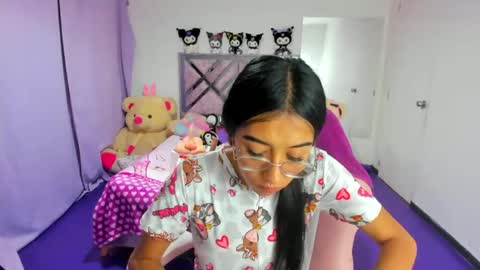 Snapshot of valery_taylor_1 chatting on 6, 7, 2026 valery online show from 6, 7, 2026