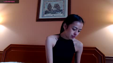 B V Naughty online show from 7, 2, 2025