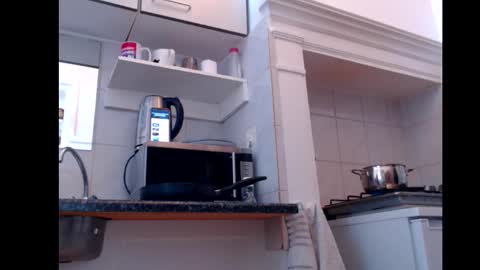 B V Naughty online show from 7, 10, 2025