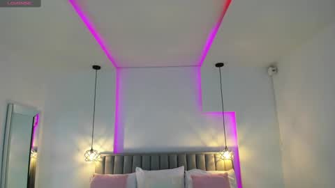 Carla online show from 18, 2, 2025