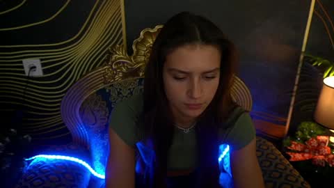 Snapshot of valeryroyale chatting on 4, 12, 2024 Valery online show from 4, 12, 2024