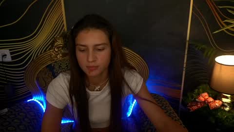 Snapshot of valeryroyale chatting on 20, 12, 2024 Valery online show from 20, 12, 2024